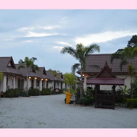 Hotel Sai Kaew House Mai Khao Exterior foto