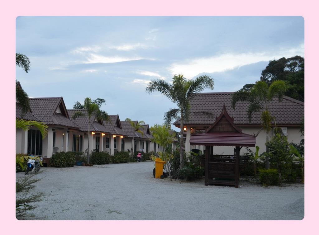 Hotel Sai Kaew House Mai Khao Exterior foto